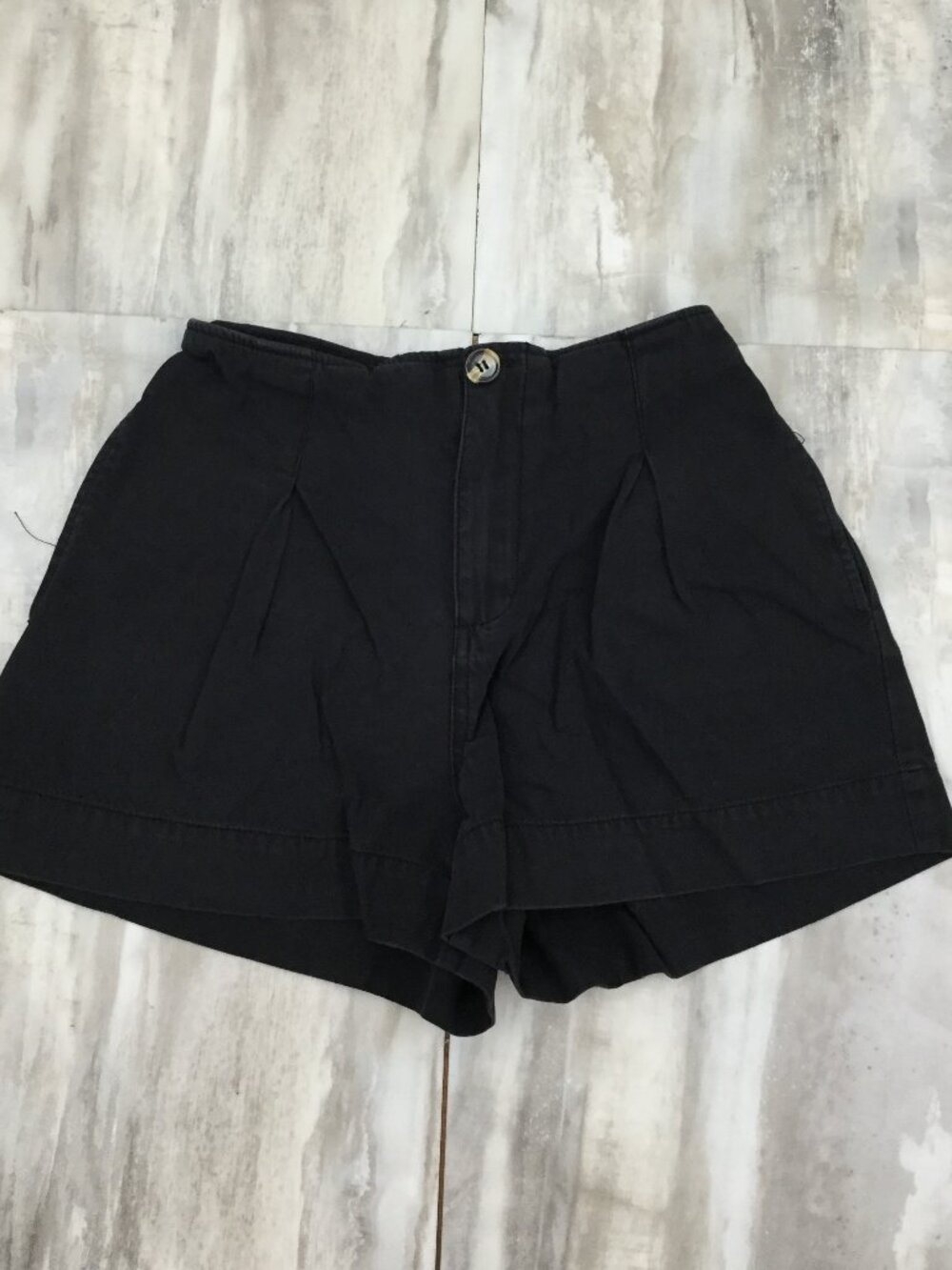 Good Luck Gem Black Shorts m